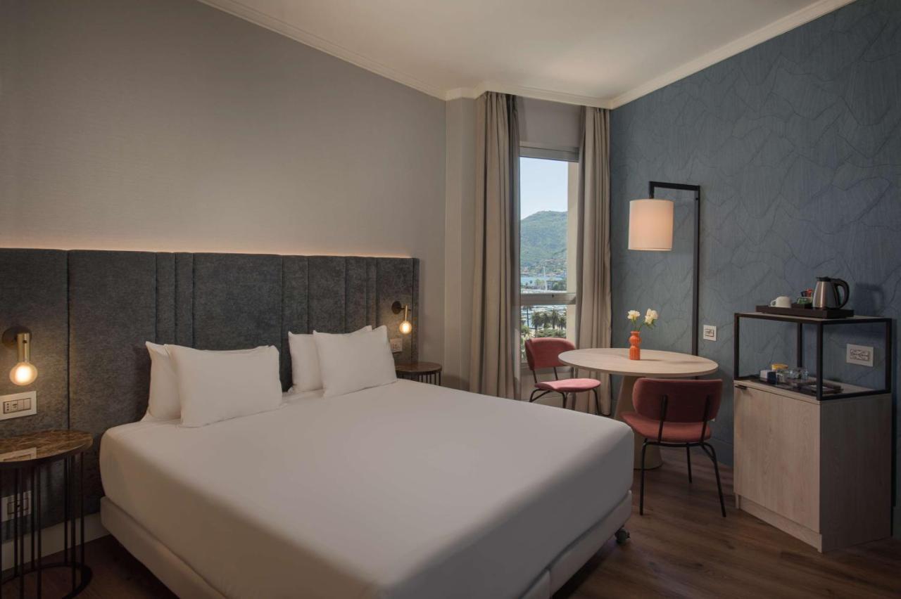 Nh La Spezia Hotel Bagian luar foto