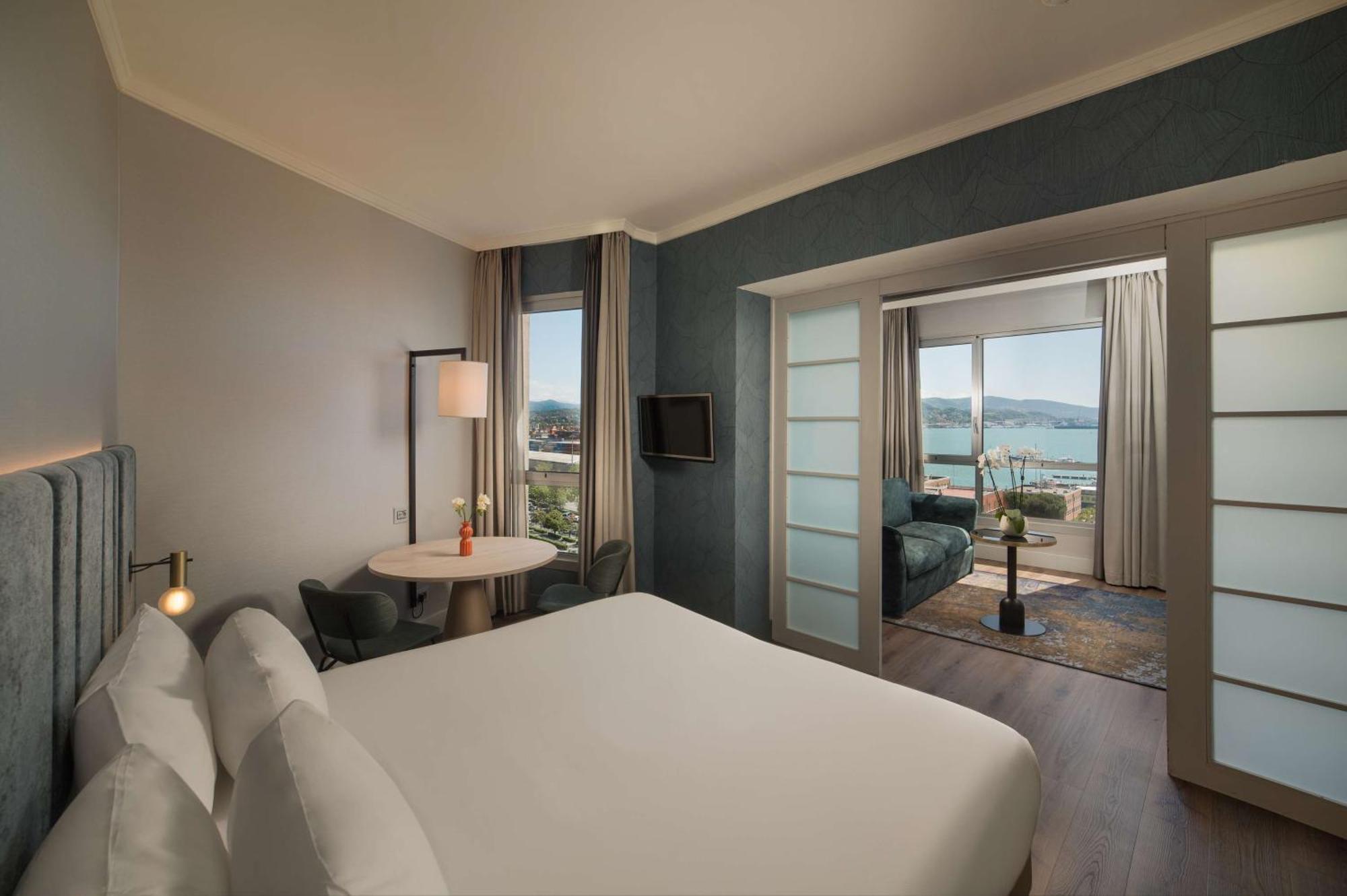 Nh La Spezia Hotel Bagian luar foto