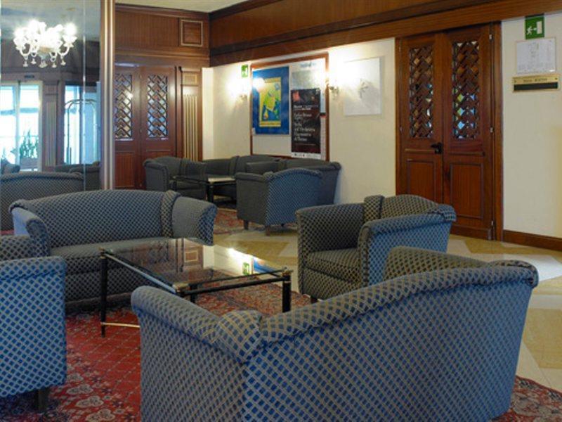Nh La Spezia Hotel Bagian luar foto