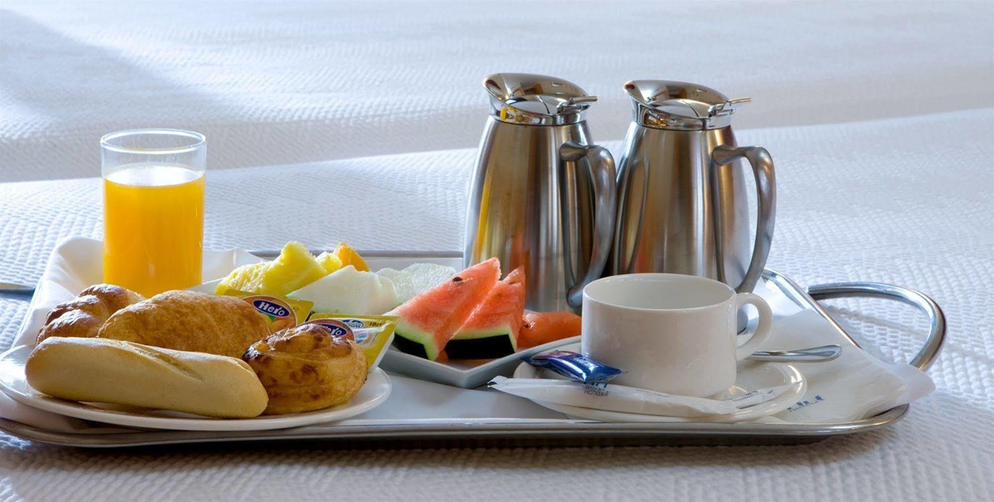 Nh La Spezia Hotel Bagian luar foto